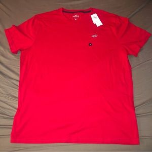 NWT Hollister Red Short Sleeve T-Shirt Size XL